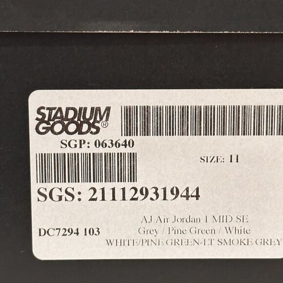 AIR JORDAN 1 MID SE "Grey / Pine Green / White" - Picture 8 of 13